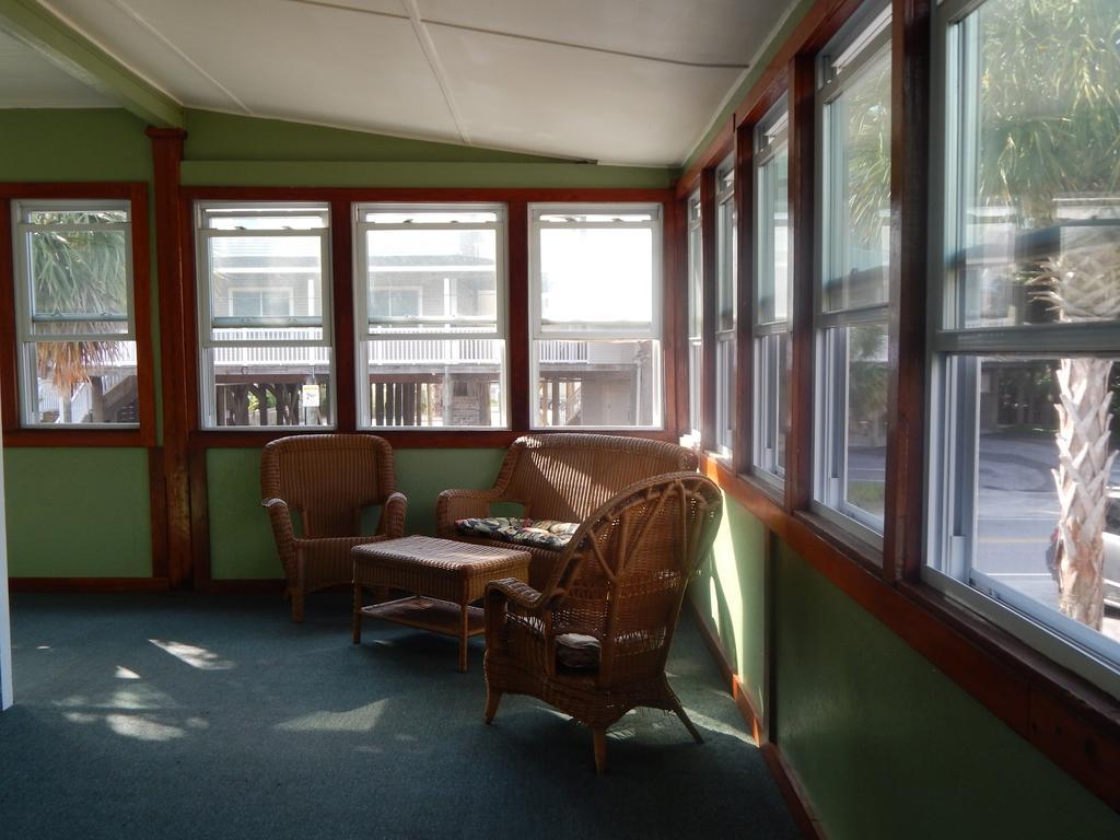 Holliday Inn Of Folly Beach Esterno foto