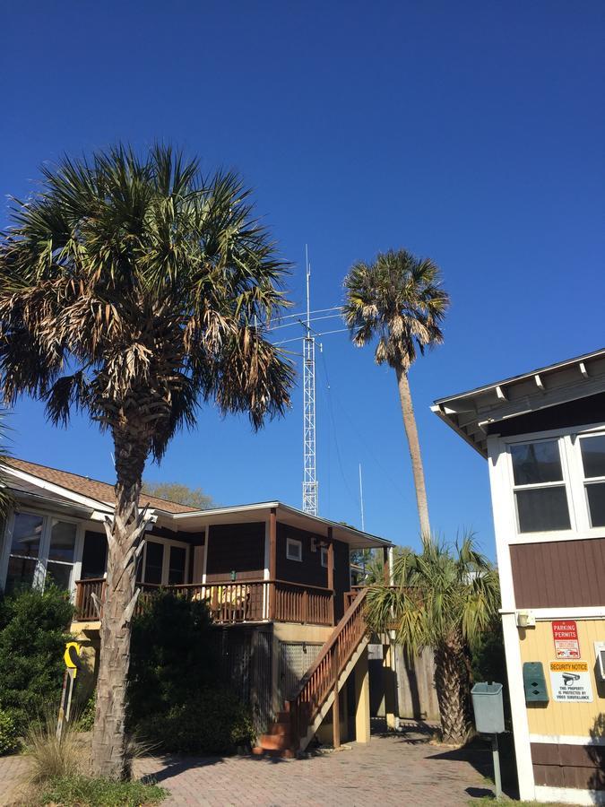 Holliday Inn Of Folly Beach Esterno foto